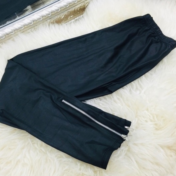 Pants - Shiny Leggings Ankles Exposed Size XS